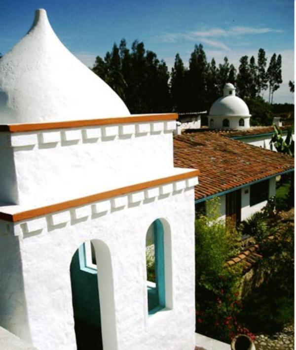Las Palmeras Inn Otavalo Exteriör bild